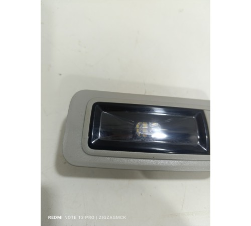 Плафон внутреннего освещения салона задний левый