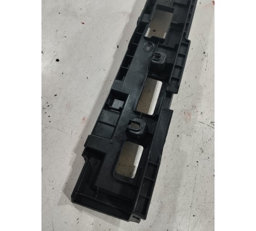 Кронштейн (крепление) салона задний правый