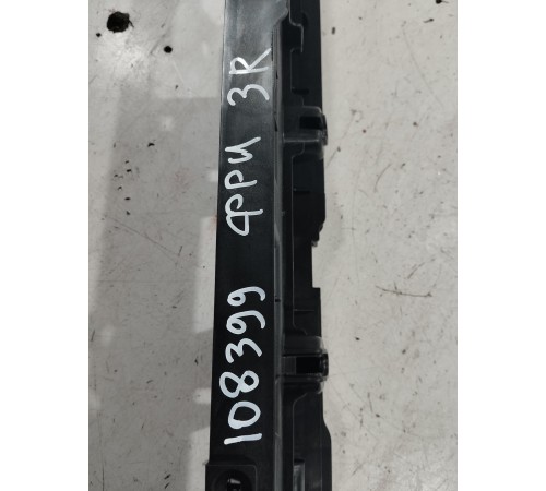 Кронштейн (крепление) салона задний правый