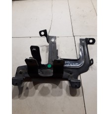 Кронштейн топливного бака