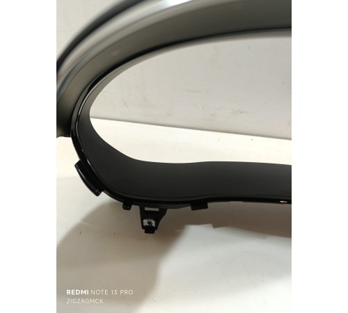 Обшивка панели приборов