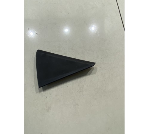 Угол двери (задний правый)