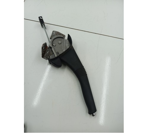 Рычаг ручного тормоза (ручник)