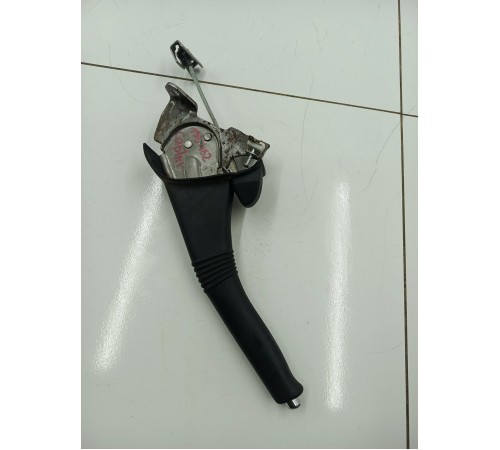 Рычаг ручного тормоза (ручник)