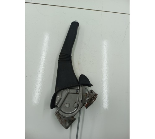 Рычаг ручного тормоза (ручник)