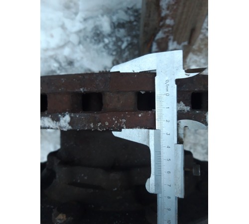 Ступица в сборе передняя правая