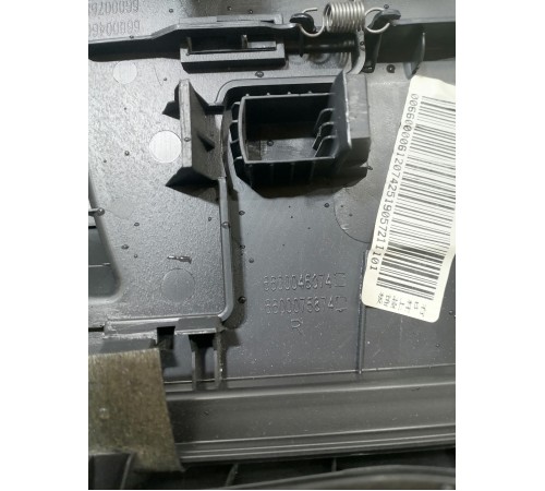 Обшивка центральной стойки правая верхняя