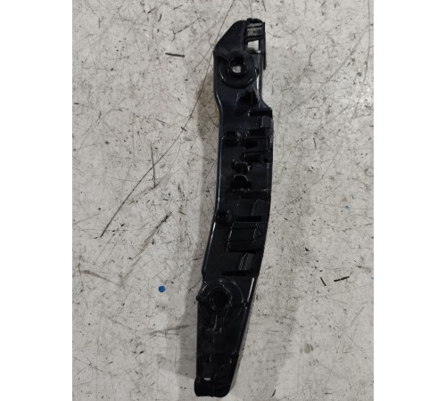 Кронштейн переднего бампера левый