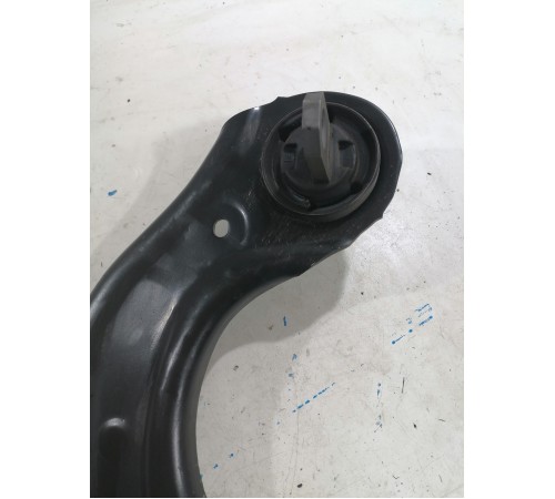 Рычаг задний продольный левый 