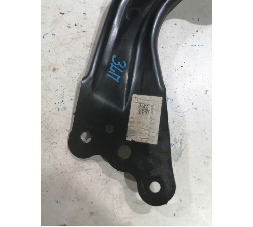 Рычаг задний продольный левый 