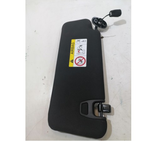 Козырек солнцезащитный правый