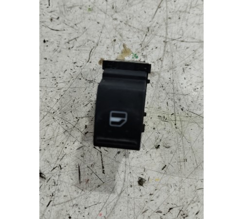 Кнопка стеклоподъёмника передняя правая