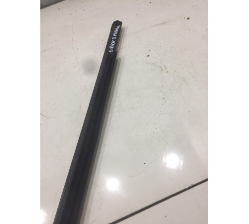 Молдинг двери (задний, правый)