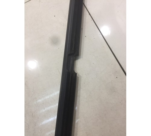 Молдинг двери (задний, правый)