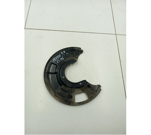 Кожух тормозного диска передний правый