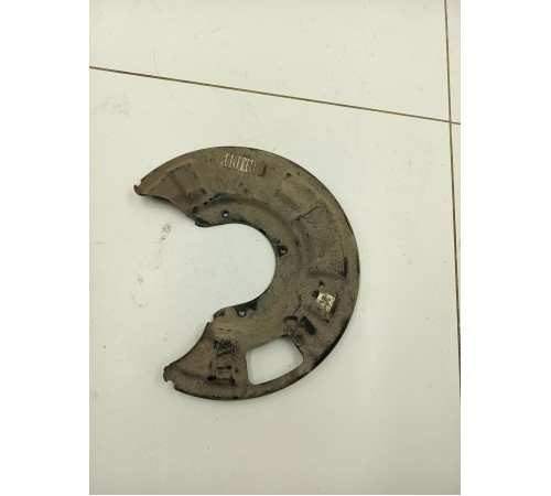 Кожух тормозного диска передний правый