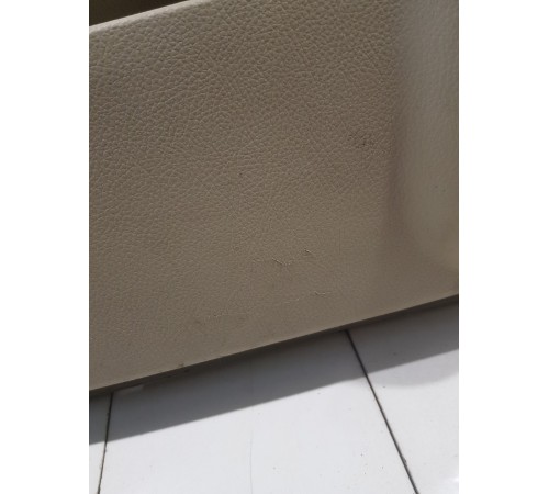 Обшивка двери задняя правая