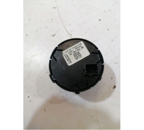 Поворотный переключатель