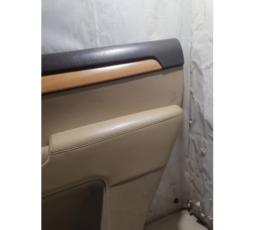 Обшивка двери задняя правая