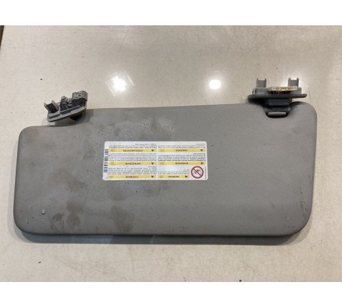 Солнцезащитный козырек(левый)