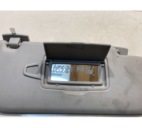 Солнцезащитный козырек(левый)