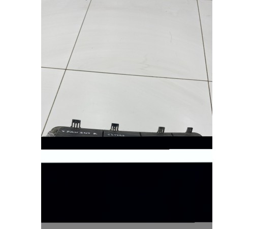 Накладка на капот