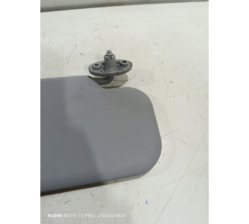 Козырёк солнцезащитный левый