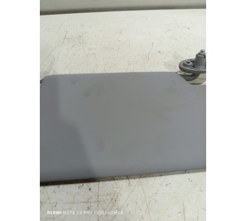 Козырёк солнцезащитный левый