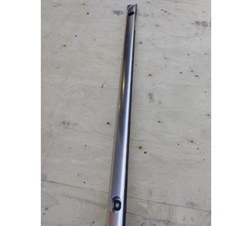 Рейлинг крыши правый