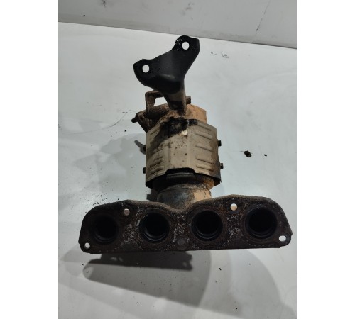 Выпускной коллектор с катализатором