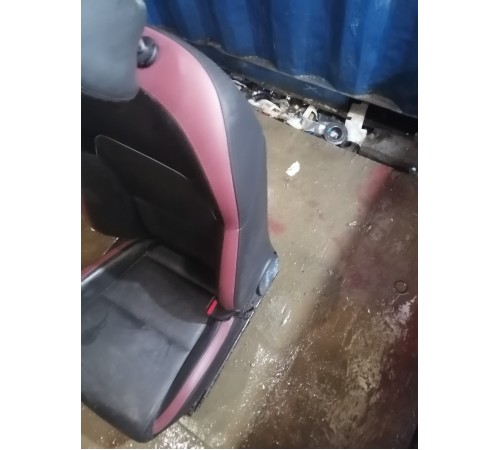 Сиденье переднее правое