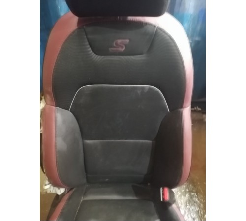 Сиденье переднее правое