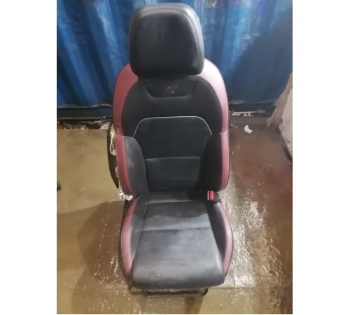 Сиденье переднее правое