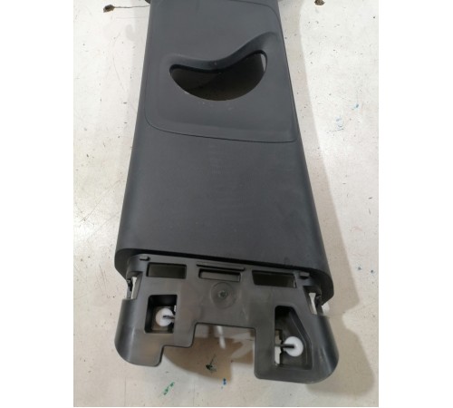 Обшивка центральной стойки левая верхняя