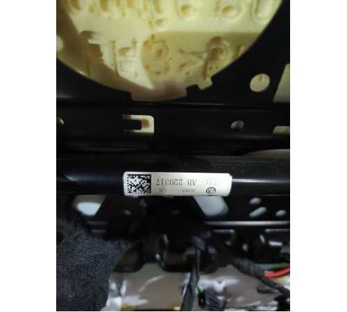 Сиденье переднее правое