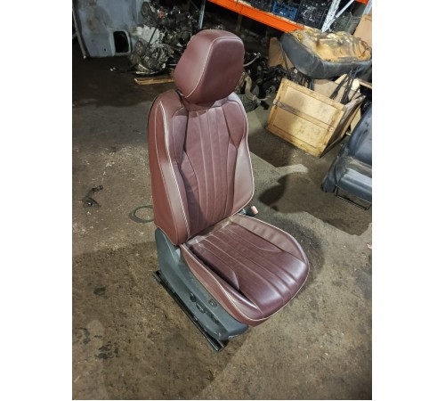 Сиденье переднее правое