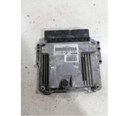 Блок управления двигателем