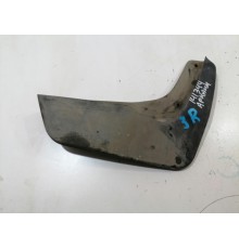 Брызговик задний правый