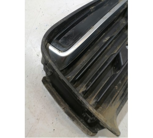 Накладка бампера передняя правая