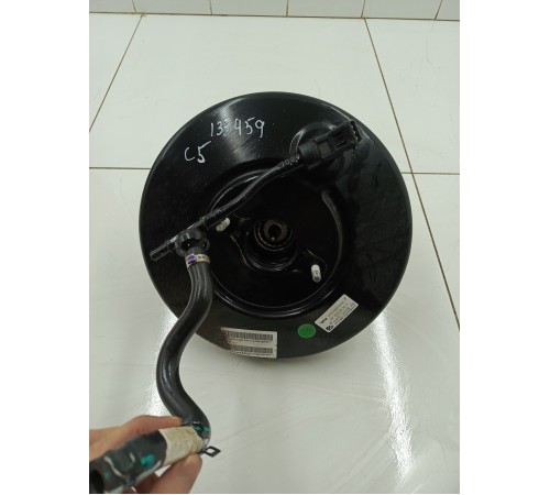 Вакуумный усилитель тормозов