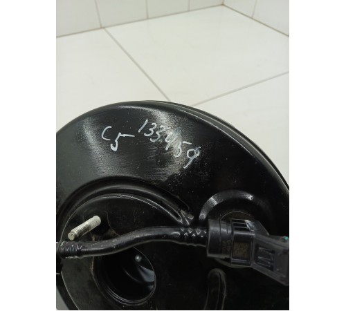 Вакуумный усилитель тормозов