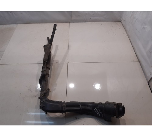 Горловина топливного бака