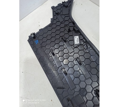 Накладка центральной консоли левая