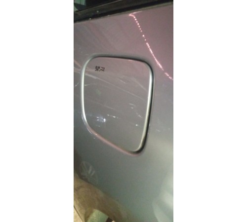 Лючок бензобака