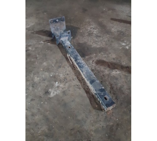 Кронштейн рамы правый