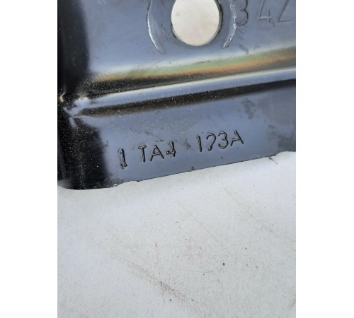 Кронштейн(крепление) кузова