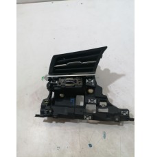 Дефлектор воздушный левый