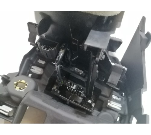 Дефлектор воздушный левый