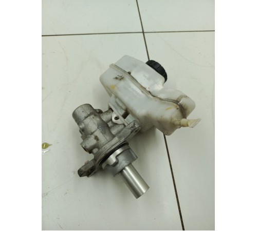 Главный тормозной цилиндр (в сборе)