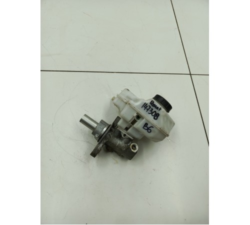 Главный тормозной цилиндр (в сборе)